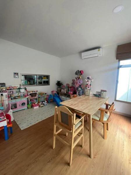 ให้เช่าบ้านแฝด ม.แกรนด์วัลเล่ย์ เลี่ยงหนองมน ชลบุรี, Chon Buri (Pattaya), Mhueng, Muang Chon Buri, Chon Buri (Pattaya), 3 Bedrooms, 150 sqm, Semi-Detached House (Twin House) For Rent, by Dusit Saengfa, 500531119 - DDproperty.com