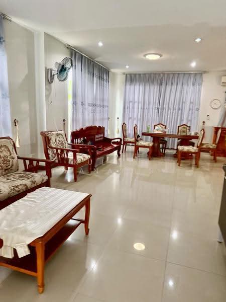 2-Story House for Rent 97 sq.w, Sittharom Village, Outer-Ring Road, Mueang Udon Thani, Udon Thani, Nong Khon Kwang, Muang Udon Thani, Udon Thani, 4 Bedrooms, 220 sqm, Single Detached House For Rent, by Kulaya Thanapura, 500531124 - DDproperty.com