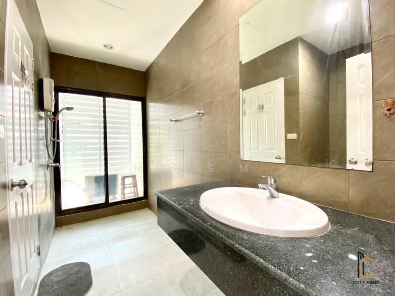 Areeya Mandarina Sukhumvit 77, Bangkok, Sukhumvit 77 Road (On Nut), Suan Luang, Bangkok, 3 Bedrooms, 190 sqm, Townhouse For Sale, by Metas M, 500531132 - DDproperty.com