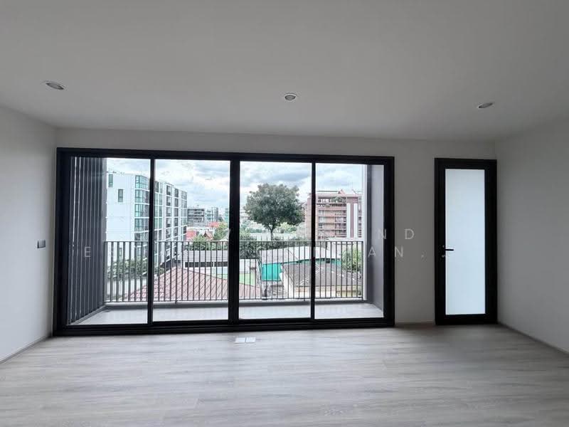 PYNN Soonvijai : พินน์ ศูนย์วิจัย, กรุงเทพ, 111 ถ.เพชรบุรี, บางกะปิ, ห้วยขวาง, กรุงเทพ, 137 ตร.ม., คอนโด ขาย, โดย Grow Around Estate Company Limited, 500531143 - DDproperty.com
