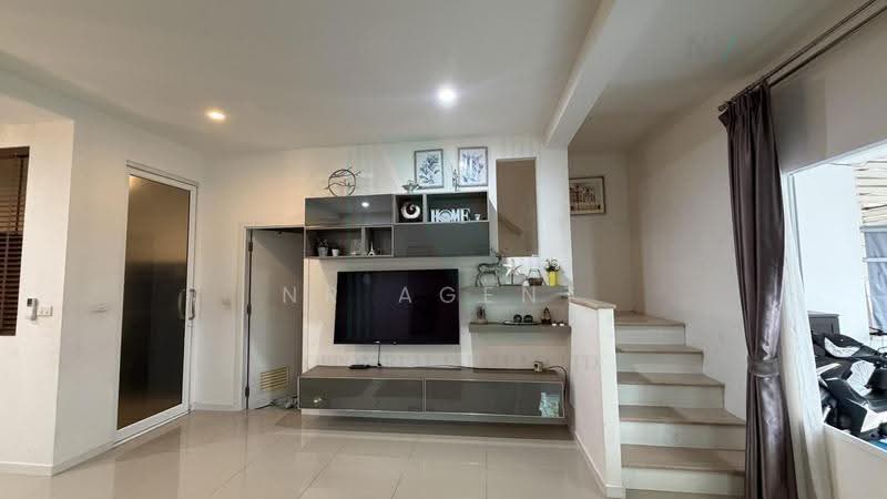 The Plant Onnut-Motorway, Samut Prakan, Ladkrabang Road, Srisa Chorakhe Noi, Bang Sao Thong, Samut Prakan, 3 Bedrooms, 130 sqm, Semi-Detached House (Twin House) For Sale, by NR AGENT, 500531145 - DDproperty.com