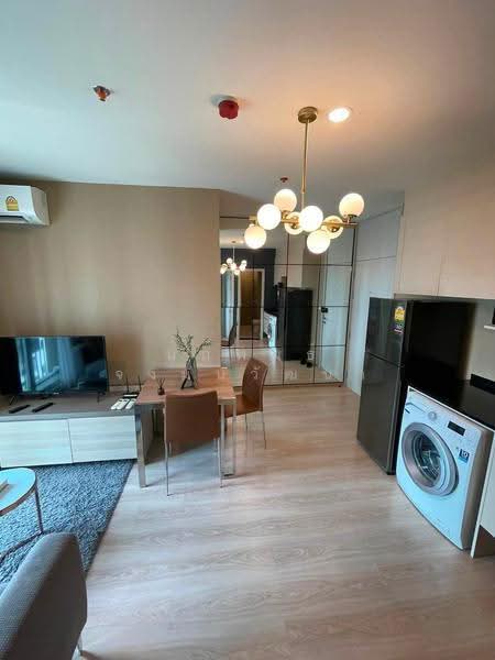 Noble Revolve Ratchada 2, Bangkok, 70 Soi Ratchadaphisek 10, Ratchadaphisek Road, Huai Khwang, Bangkok, 2 Bedrooms, 39 sqm, Condo For Sale, by Narupon Jongmanwattana, 500531181 - DDproperty.com