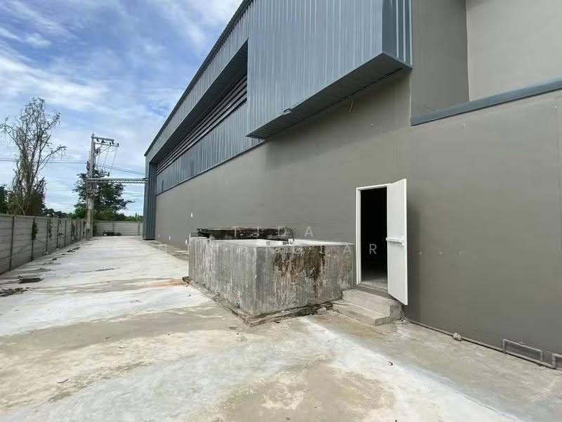 For Rent: Plastic Injection Molding Factory in Nakhon Pathom, Nakhon Pathom, Naraphirom, Bang Len, Nakhon Pathom, , 1,000 sqm, Warehouse/Factory For Rent, by Tida phanthonglarptawee, 500531185 - DDproperty.com