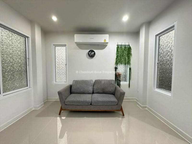 ให้เช่าบ้านเดี่ยว ม.ซีซั่นวัลเล่ย์ สวนเสือ ศรีราชา, Chon Buri (Pattaya), Surasak, Si Racha, Chon Buri (Pattaya), 3 Bedrooms, 200 sqm, Single Detached House For Rent, by Dusit Saengfa, 500531206 - DDproperty.com