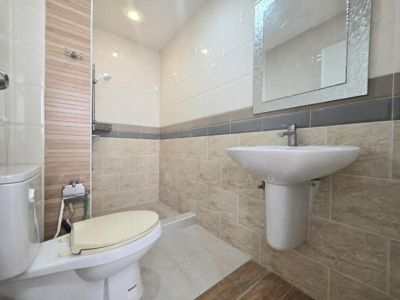Golden Town Pinklao-Charansanitwong, Nonthaburi, Bang Kruai - Sai Noi Road, Bang Kruai, Nonthaburi, 5 Bedrooms, 100 sqm, Townhouse For Sale, by The Best Property Agent หลิน, 500531213 - DDproperty.com