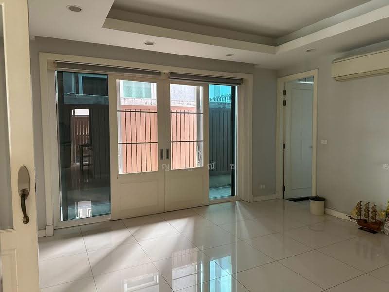 บ้านเช่า 3 ชั้น | วิภาวดี 20, กรุงเทพ, จอมพล, จตุจักร, กรุงเทพ, 350 ตร.ม., บ้านเดี่ยว ให้เช่า, โดย กัญญณัช, 500531219 - DDproperty.com