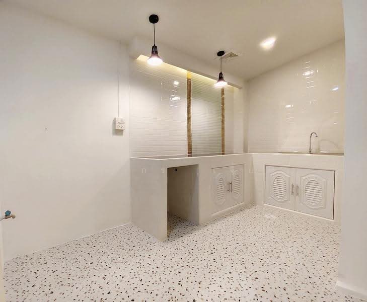 Lumpini-Bang Bua Thong, Nonthaburi, Phimonrat, Bang Bua Thong, Nonthaburi, 3 Bedrooms, 110 sqm, Townhouse For Sale, by บุษบากร (เจี๊ยบ), 500531222 - DDproperty.com