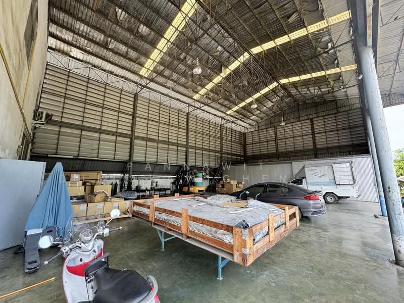 Showroom, commercial building for rent, 900 sq.m,in Dokmai, Prawet, Bangkok (JKPBKK1212), Bangkok, Dok Mai, Prawet, Bangkok, , 900 sqm, Shophouse For Rent, by Pannawit Dullayawichenwut, 500531250 - DDproperty.com