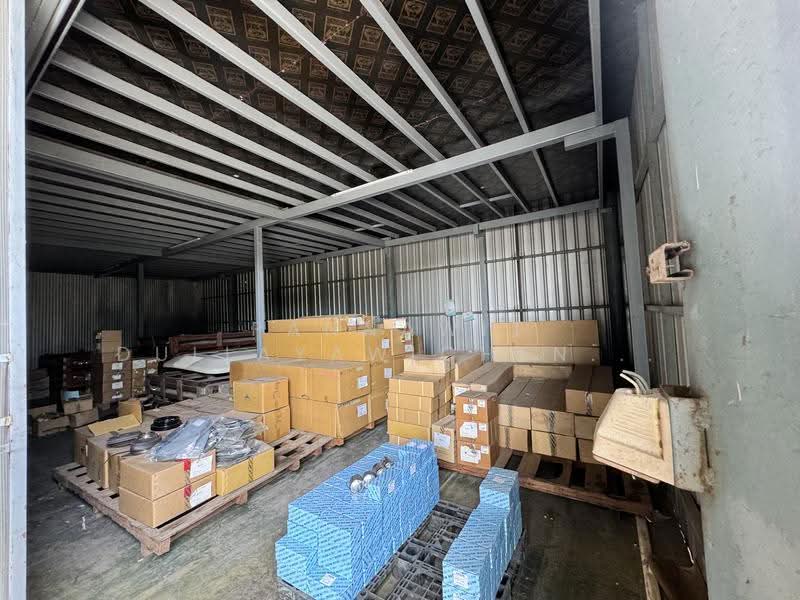 Showroom, commercial building for rent, 900 sq.m,in Dokmai, Prawet, Bangkok (JKPBKK1212), Bangkok, Dok Mai, Prawet, Bangkok, , 900 sqm, Shophouse For Rent, by Pannawit Dullayawichenwut, 500531250 - DDproperty.com