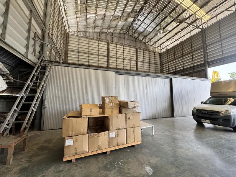 Showroom, commercial building for rent, 900 sq.m,in Dokmai, Prawet, Bangkok (JKPBKK1212), Bangkok, Dok Mai, Prawet, Bangkok, , 900 sqm, Shophouse For Rent, by Pannawit Dullayawichenwut, 500531250 - DDproperty.com