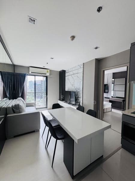 Rhythm Sukhumvit 36-38, Bangkok, 55 Soi Sukhumvit 36, Sukhumvit Road, Phra Kanong, Khlong Toei, Bangkok, 2 Bedrooms, 55 sqm, Condo For Rent, by Wiriya Kuekkong, 500531255 - DDproperty.com