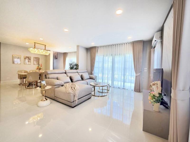 Centro Bangna, Samut Prakan, 111 Soi 3, Bang Kaeo, Bang Plee, Samut Prakan, 4 Bedrooms, 303 sqm, Single Detached House For Rent, by ADDRESS BANGKOK Co., Ltd., 500531263 - DDproperty.com