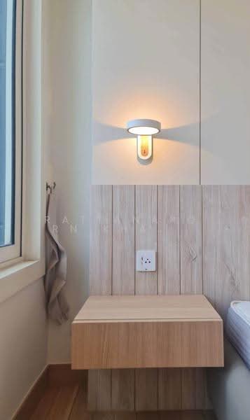 Siri At Sukhumvit, Bangkok, 902 Sukhumvit Road, Phra Kanong, Khlong Toei, Bangkok, 2 Bedrooms, 70 sqm, Condo For Rent, by Rattanaporn Khamlit, 500531279 - DDproperty.com