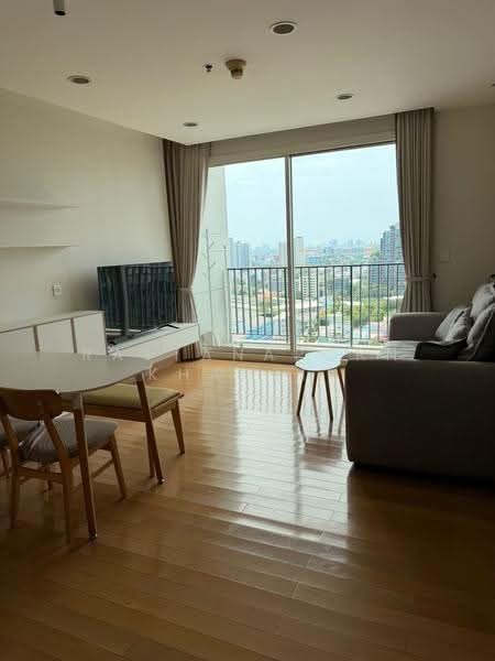 Siri At Sukhumvit, Bangkok, 902 Sukhumvit Road, Phra Kanong, Khlong Toei, Bangkok, 2 Bedrooms, 70 sqm, Condo For Rent, by Rattanaporn Khamlit, 500531279 - DDproperty.com