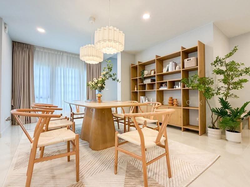 Centro Bangna, Samut Prakan, 111 Soi 3, Bang Kaeo, Bang Plee, Samut Prakan, 4 Bedrooms, 303 sqm, Single Detached House For Rent, by ADDRESS BANGKOK Co., Ltd., 500531280 - DDproperty.com