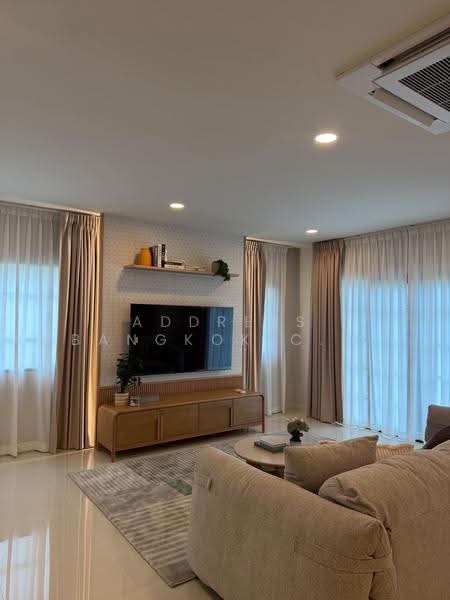Centro Bangna, Samut Prakan, 111 Soi 3, Bang Kaeo, Bang Plee, Samut Prakan, 4 Bedrooms, 303 sqm, Single Detached House For Rent, by ADDRESS BANGKOK Co., Ltd., 500531280 - DDproperty.com