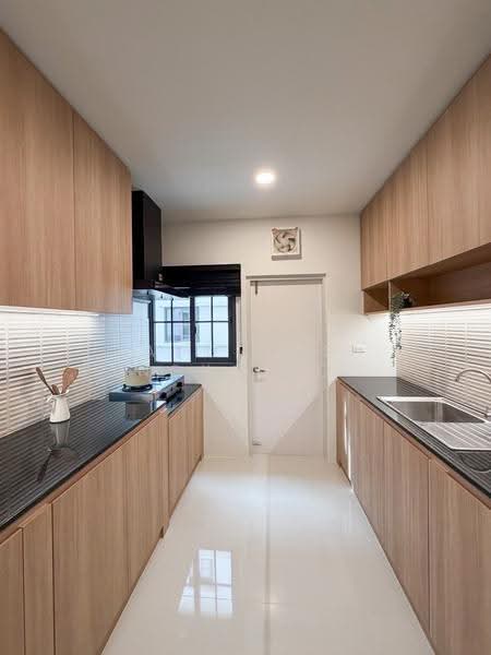 Centro Bangna, Samut Prakan, 111 Soi 3, Bang Kaeo, Bang Plee, Samut Prakan, 4 Bedrooms, 303 sqm, Single Detached House For Rent, by ADDRESS BANGKOK Co., Ltd., 500531280 - DDproperty.com