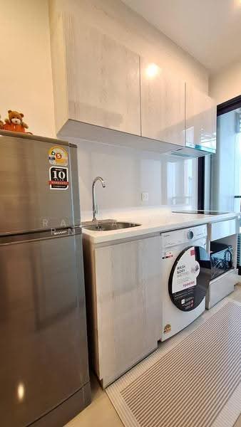 Life Asoke, Bangkok, Asoke-Dindang Road, Bang Kapi, Huai Khwang, Bangkok, 1 Bedroom, 30 sqm, Condo For Rent, by Rattanaporn Khamlit, 500531283 - DDproperty.com