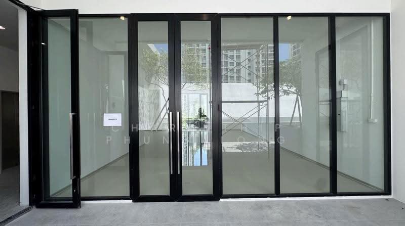 Commercial space for rent on the 2nd floor of a building in the heart of Ratchadaphisek-Rama 9, กรุงเทพ, เทียมร่วมมิตร, ห้วยขวาง, กรุงเทพ, 160 ตร.ม., พื้นที่ขายของ ให้เช่า, โดย Charinthip Phungalong, 500531289 - DDproperty.com