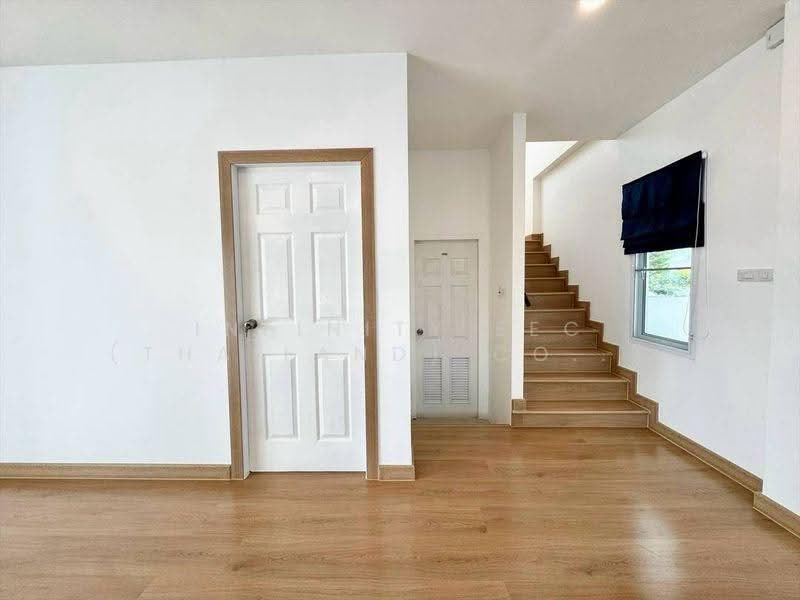 Crystal Plus Village, Chon Buri (Pattaya), Surasak, Si Racha, Chon Buri (Pattaya), 4 Bedrooms, 370 sqm, Single Detached House For Sale, by Infinity EEC (Thailand) Co., Ltd., 500531301 - DDproperty.com