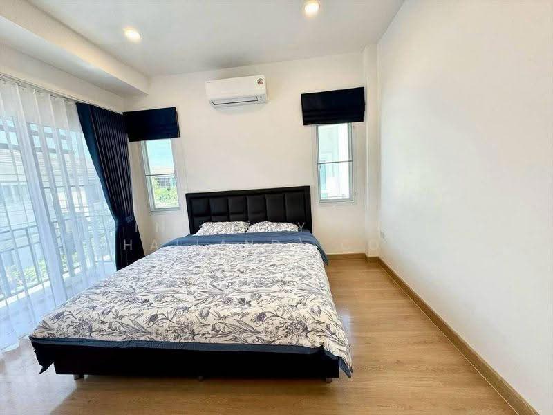 Crystal Plus Village, Chon Buri (Pattaya), Surasak, Si Racha, Chon Buri (Pattaya), 4 Bedrooms, 370 sqm, Single Detached House For Sale, by Infinity EEC (Thailand) Co., Ltd., 500531301 - DDproperty.com