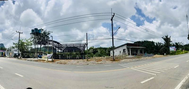 Urgent Sale! Land with House in Samed Nangshe, Phang Nga Opposite Beyond Skywalk, Phangnga, Khlong Khian, Takua Thung, Phangnga, , 568 sqm, Land For Sale, by Kulapeeda Thathong, 500531316 - DDproperty.com