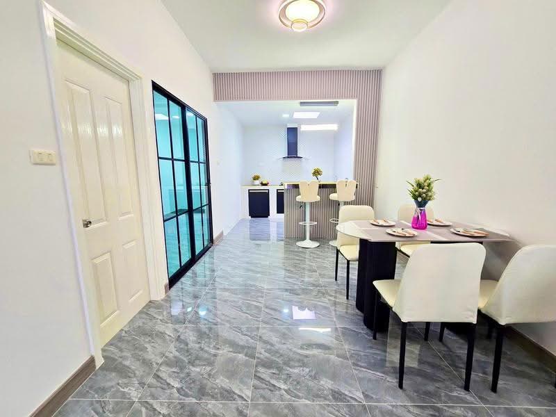 RNP Place Ramintra-Suwinthawong : อาร์เอ็นพี เพลส รามอินทรา-สุวินทวงศ์, กรุงเทพ, ถนนสามวา, บางชัน, คลองสามวา, กรุงเทพ, 90 ตร.ม., ทาวน์เฮ้าส์ ขาย, โดย รัตนา (หญิง) ประสพสุข, 500531317 - DDproperty.com