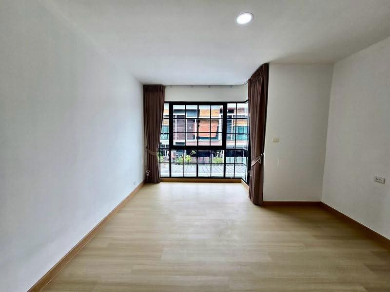 RNP Place Ramintra-Suwinthawong, Bangkok, Sam Wa Road, Bang Chun, Khlong Sam Wa, Bangkok, 3 Bedrooms, 90 sqm, Townhouse For Sale, by รัตนา (หญิง) ประสพสุข, 500531317 - DDproperty.com