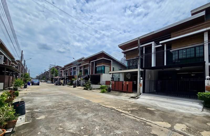 RNP Place Ramintra-Suwinthawong, Bangkok, Sam Wa Road, Bang Chun, Khlong Sam Wa, Bangkok, 3 Bedrooms, 90 sqm, Townhouse For Sale, by รัตนา (หญิง) ประสพสุข, 500531317 - DDproperty.com