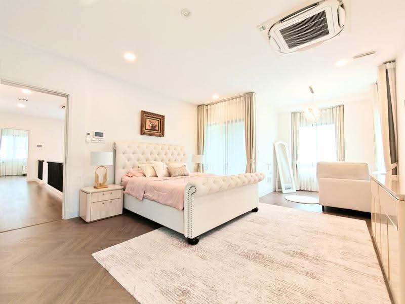 Nantawan Rama 9 - New Krungthepkreetha, Bangkok, Saphan Sung, Bangkok, 4 Bedrooms, 302 sqm, Single Detached House For Sale, by The Best Property ต้อม, 500531336 - DDproperty.com