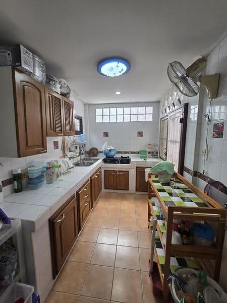 Phra Pin 2, Bangkok, Sala Thammasop, Thawi Watthana, Bangkok, 3 Bedrooms, 180 sqm, Townhouse For Sale, by พัทธนันท์ เชาวลิต, 500531339 - DDproperty.com