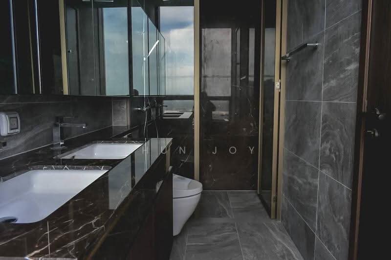The Esse Sukhumvit 36, Bangkok, Soi Sukhumvit 36, Sukhumvit Road, Phra Kanong, Khlong Toei, Bangkok, 2 Bedrooms, 72 sqm, Condo For Rent, by Khun Joy, 500531370 - DDproperty.com