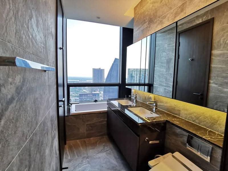 The Esse Sukhumvit 36, Bangkok, Soi Sukhumvit 36, Sukhumvit Road, Phra Kanong, Khlong Toei, Bangkok, 2 Bedrooms, 72 sqm, Condo For Rent, by Khun Joy, 500531370 - DDproperty.com