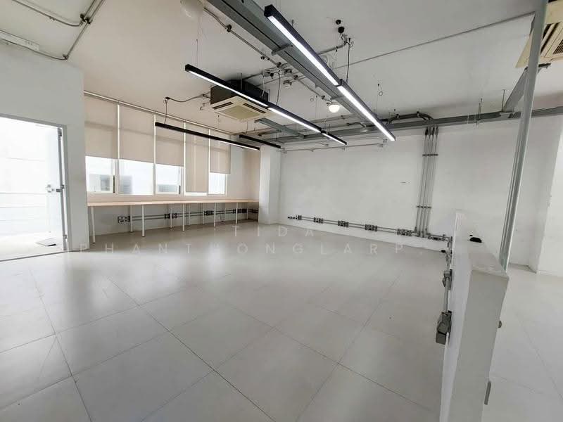 ขายให้เช่า สำนักงาน นราธิวาส (Narathiwat) 1,285 ตร.ม, Bangkok, Thung Maha Mek, Sathon, Bangkok, , 1,285 sqm, Office Space For Rent, by Tida phanthonglarptawee, 500531393 - DDproperty.com