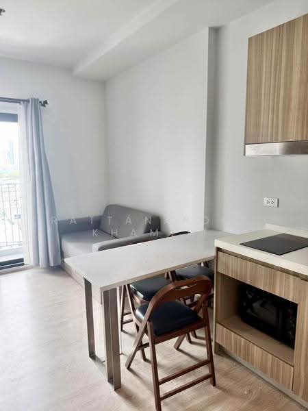Altitude Unicorn Sathorn-Tha Phra, Bangkok, Ratchaphruek Road, Talat Plu, Thon Buri, Bangkok, 1 Bedroom, 31 sqm, Condo For Rent, by Rattanaporn Khamlit, 500531423 - DDproperty.com