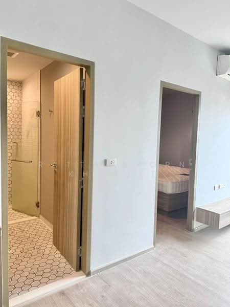Altitude Unicorn Sathorn-Tha Phra, Bangkok, Ratchaphruek Road, Talat Plu, Thon Buri, Bangkok, 1 Bedroom, 31 sqm, Condo For Rent, by Rattanaporn Khamlit, 500531423 - DDproperty.com