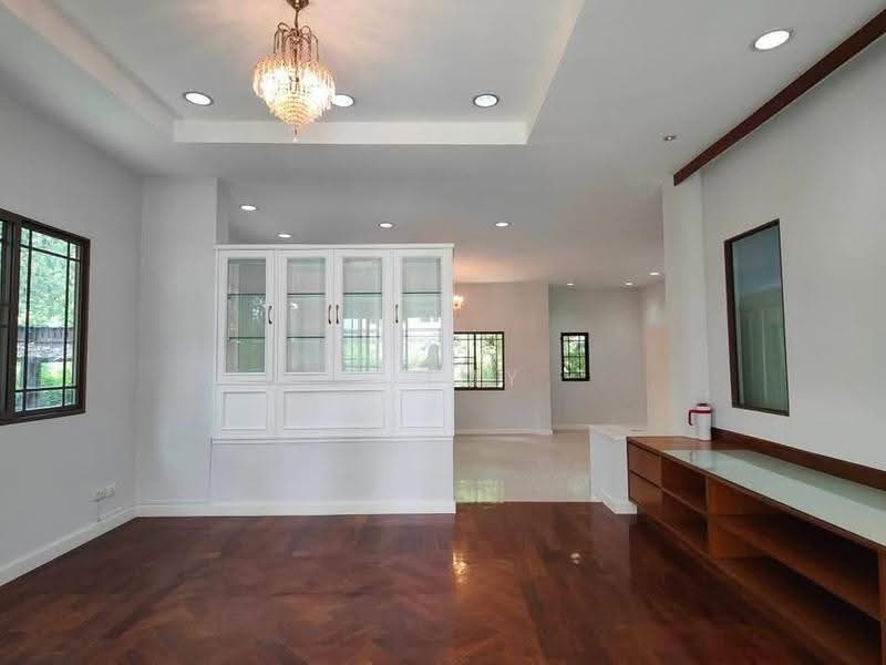 Setthasiri Chaengwattana-Prachachuen, Nonthaburi, Liap Khlong Prapa Road, Ban Mai, Pak Kret, Nonthaburi, 3 Bedrooms, 376 sqm, Single Detached House For Sale, by Kimmy, 500531439 - DDproperty.com