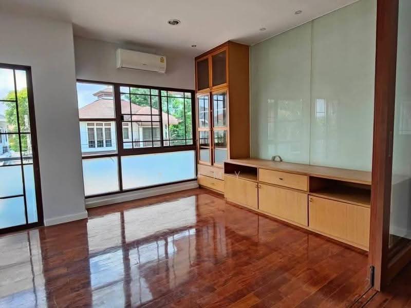 Setthasiri Chaengwattana-Prachachuen, Nonthaburi, Liap Khlong Prapa Road, Ban Mai, Pak Kret, Nonthaburi, 3 Bedrooms, 376 sqm, Single Detached House For Sale, by Kimmy, 500531439 - DDproperty.com