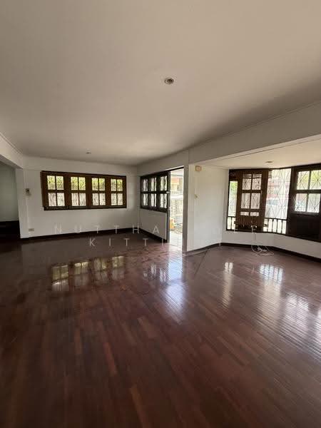 Sammakon Ramkhamhaeng, Bangkok, Ramkhamhaeng Road, Saphan Sung, Bangkok, 3 Bedrooms, 200 sqm, Single Detached House For Sale, by Nutthavadee Kittihut, 500531441 - DDproperty.com