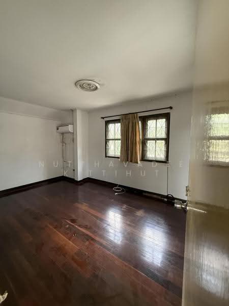 Sammakon Ramkhamhaeng, Bangkok, Ramkhamhaeng Road, Saphan Sung, Bangkok, 3 Bedrooms, 200 sqm, Single Detached House For Sale, by Nutthavadee Kittihut, 500531441 - DDproperty.com