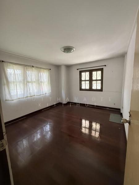 Sammakon Ramkhamhaeng, Bangkok, Ramkhamhaeng Road, Saphan Sung, Bangkok, 3 Bedrooms, 200 sqm, Single Detached House For Sale, by Nutthavadee Kittihut, 500531441 - DDproperty.com