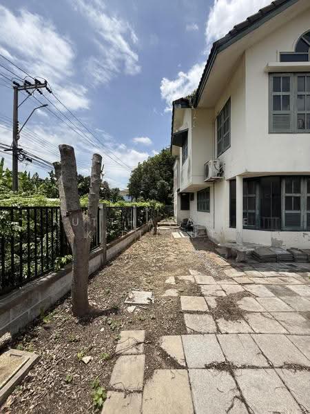 Sammakon Ramkhamhaeng, Bangkok, Ramkhamhaeng Road, Saphan Sung, Bangkok, 3 Bedrooms, 200 sqm, Single Detached House For Sale, by Nutthavadee Kittihut, 500531441 - DDproperty.com