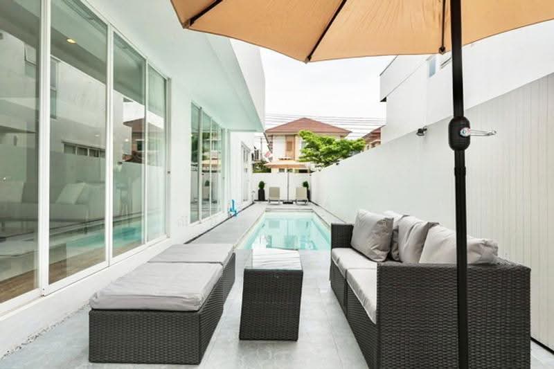 Courtyard Villa Rama 9-Wongwaen, Bangkok, Outer Ring Road, Saphan Sung, Bangkok, 4 Bedrooms, 320 sqm, Single Detached House For Rent, by นัฐพงค์ มณีอัครเนตร, 500531457 - DDproperty.com