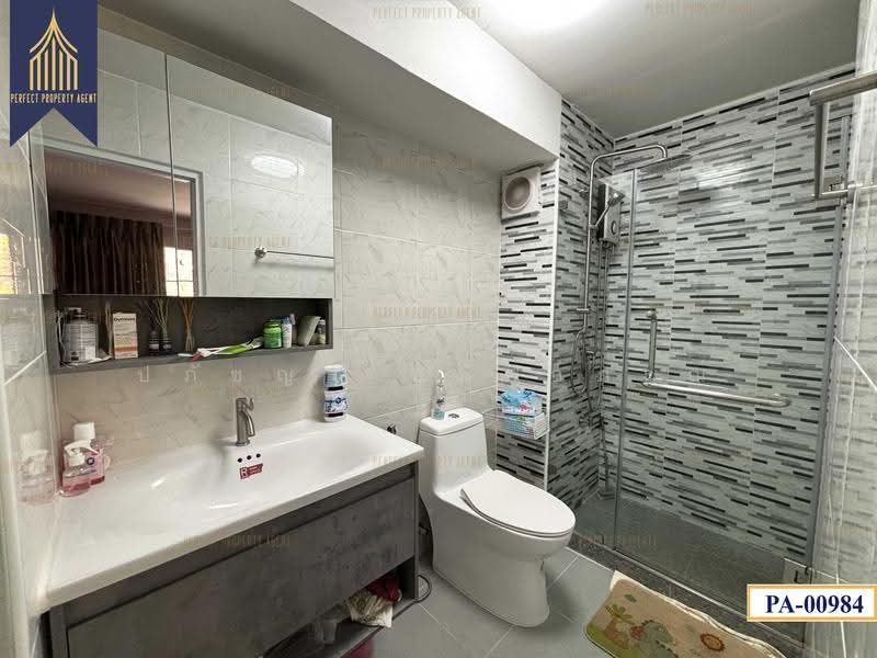 Asakan Place Ramkhamhaeng 105/1, Bangkok, QM83+85G, Ramkhamhaeng 105/1 Alley, Khwaeng Hua Mak, Hua Mak, Bang Kapi, Bangkok, 2 Bedrooms, 48 sqm, Condo For Sale, by ปภัชญา ธนัตถ์ภรณ์, 500531462 - DDproperty.com