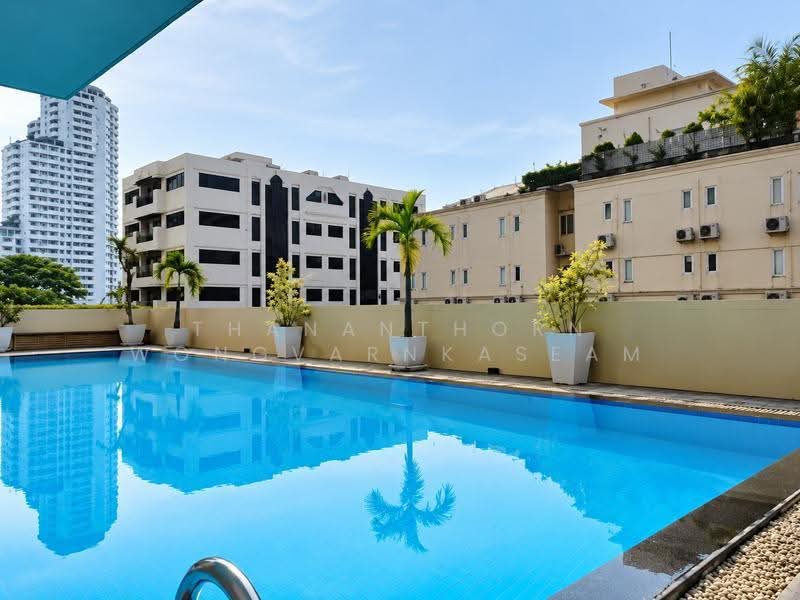 Baan Phrom Phong, Bangkok, Soi Sukhumvit 39, Khlong Tan Nua, Watthana, Bangkok, 3 Bedrooms, 209 sqm, Condo For Rent, by Thananthorn Wongvarnkaseam, 500531481 - DDproperty.com