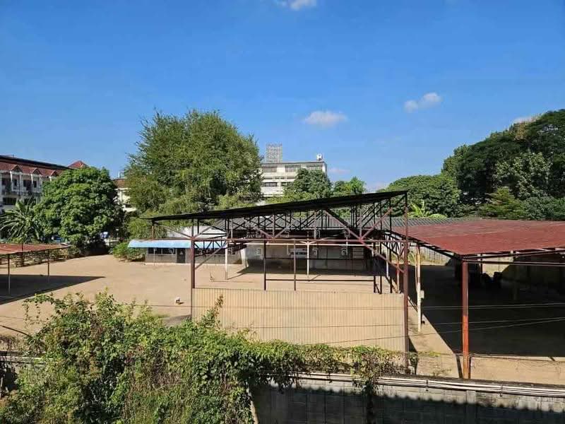 Prime 1-Rai Land with Existing House in a Red-Zoned Area, Near San Pa Khoi Market, Mueang Chiang Mai, Chiang Mai, เจริญเมือง, Wat Khet, Muang Chiang Mai, Chiang Mai, , 1,600 sqm, Land For Sale, by หทัยรัตน์ จรัสอุไรสิน, 500531496 - DDproperty.com