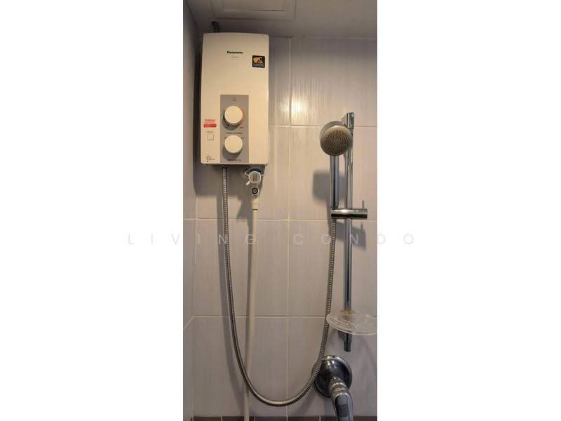 Lumpini Place Srinakarin-Huamak Station, Bangkok, Srinakarin Road, Suan Luang, Bangkok, 1 Bedroom, 26 sqm, Condo For Rent, by Living Condo, 500531515 - DDproperty.com