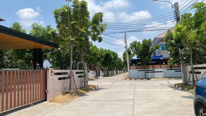 Villa Nova Teparak, Samut Prakan, Tamru-Bang Phli Road, Bangphli Yai, Bang Plee, Samut Prakan, 4 Bedrooms, 200 sqm, Single Detached House For Rent, by Netsanthiah Ai, 500531518 - DDproperty.com