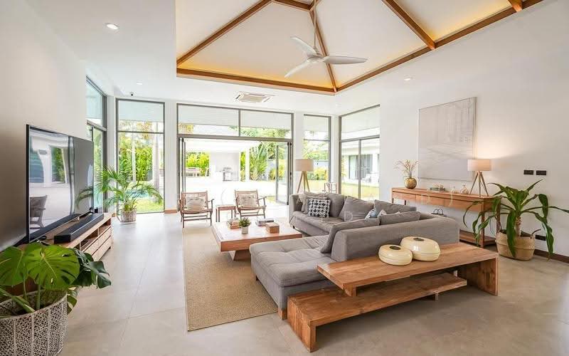 Pool Villa in Nai Yang, Phuket, Sa Khu, Thalang, Phuket, 8 Bedrooms, 1,064 sqm, Villa For Sale, by CBRE (Thailand) Co.,Ltd, 500531523 - DDproperty.com