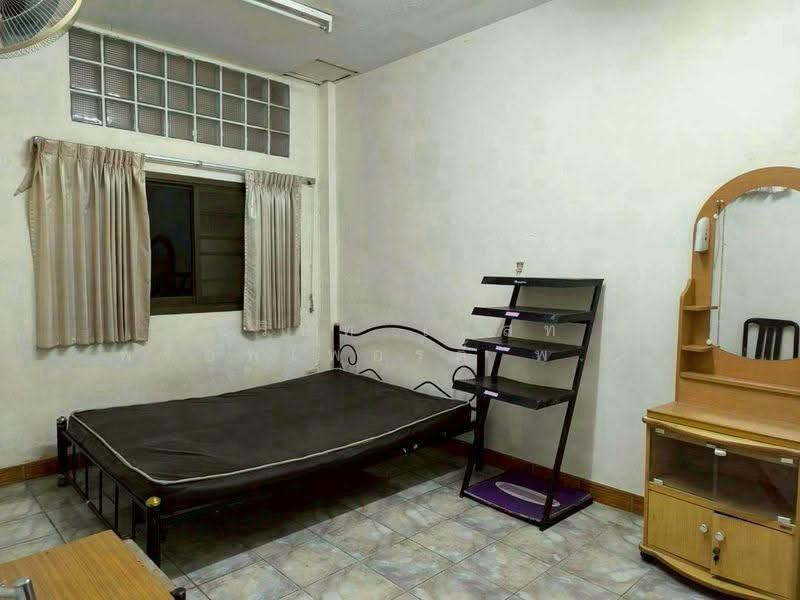 ขายตึกแถว 3 ชั้น ลาดพร้าว 50 ใกล้โชคชัย 4, Bangkok, Wang Thonglang, Bangkok, , 1,500 sqm, Shophouse For Sale, by Nest Property Partner Co., Ltd., 500531546 - DDproperty.com